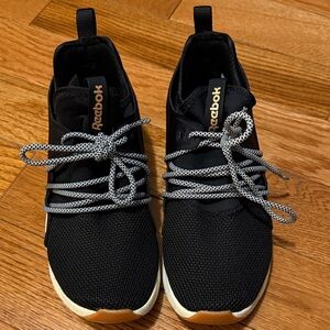 Reebok Women’s Size 6.5 Black Knit Trainer with Gum Sole